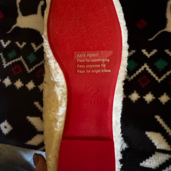 Katie Perry flats shearling with red ribbon - Picture 4 of 5